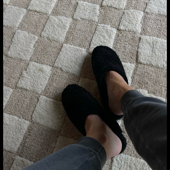 Shoes - eileen fisher slippers